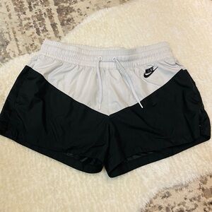 Nike Women's Black and Gray Athletic Running Shorts